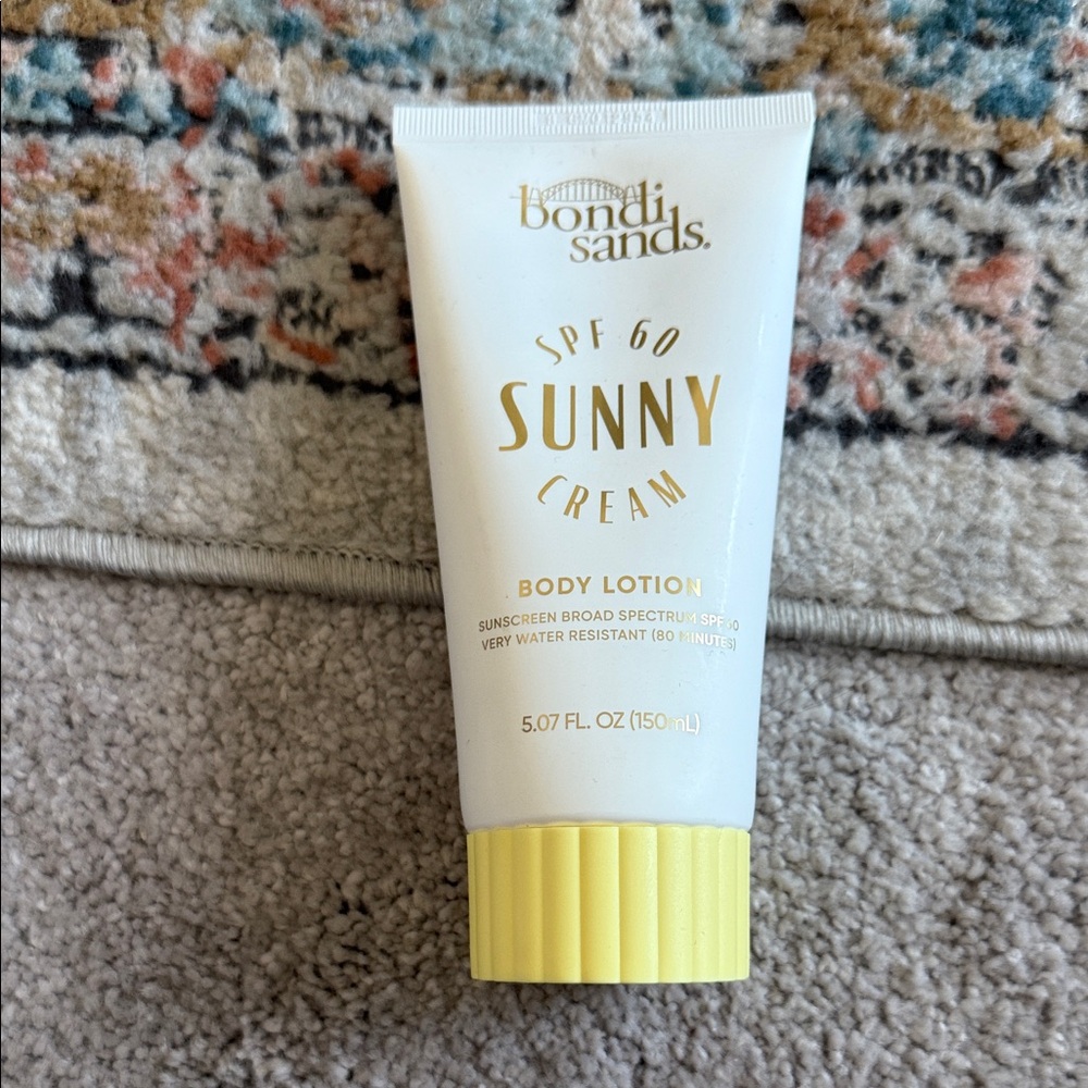NEW- Bondi Sands Sunny Cream SPF 60 Body Lotion Sunscreen - Picture 2 of 7